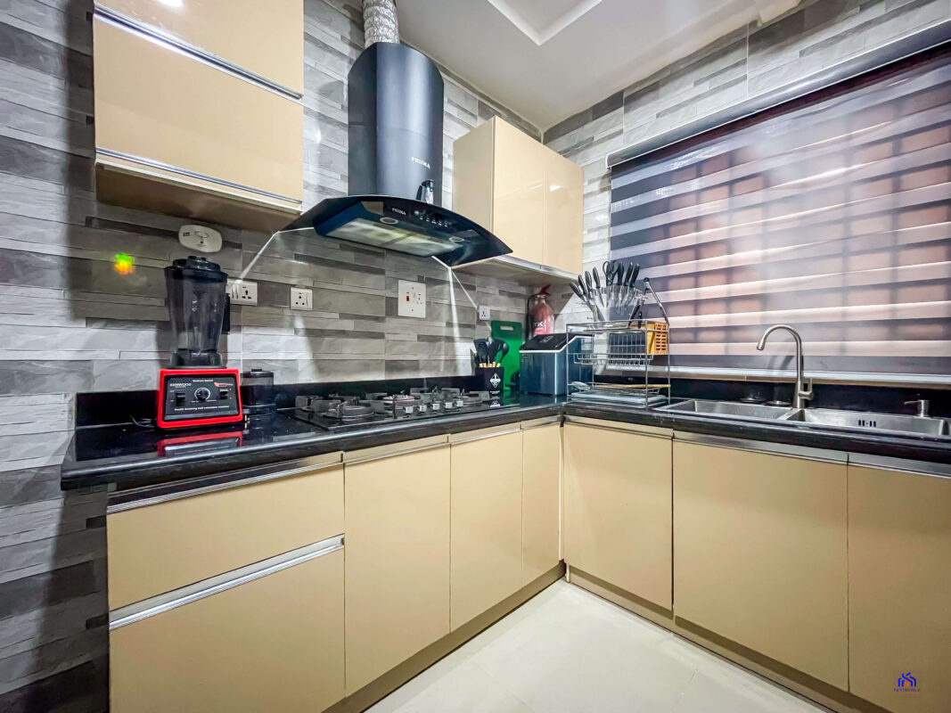 1st Apt Kitchen (5)